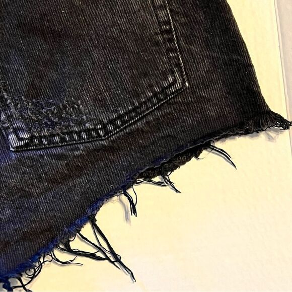 BDG Faded Black High Rise Frayed Booty Shorts 27 - Picture 5 of 11